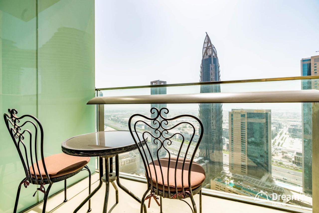 Dream Inn Dubai Apartments- Burj Vista Exterior photo